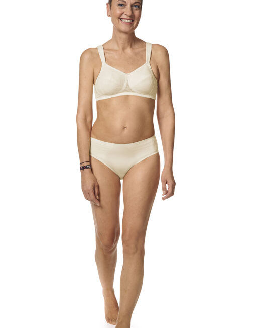 45076_Camilla_SB_off-white_45079_PTY_SS25_0324_front